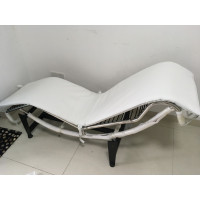 Repair Replacement Cushion For Le Corbusier LC4 Chaise Lounge Chair In White Italian Leather Repair Replacement Cushion For Le Corbusier LC4 Chaise Lounge Chair In White Italian Leather