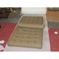 Middle Brown Barcelona Daybed