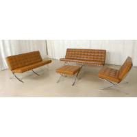 Barcelona Sofa Cushions And Straps In Full Aniline Leather